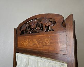 Wood screen detail.