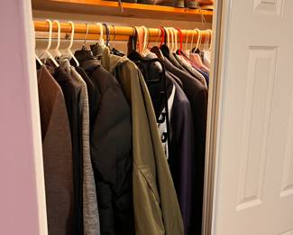 Men’s Clothing Size Medium