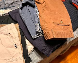 Men’s 32x 30 pants, jeans, shorts, shirts, jackets M