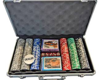 Hooters Silver Anniversary Poker Set