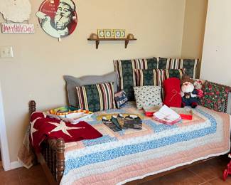 handmade quilt, Christmas decor