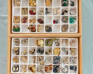 vintage costume jewelry