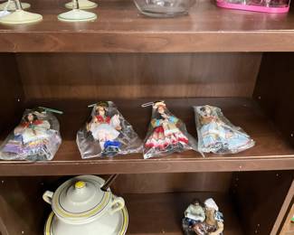 International Costumed Dolls
