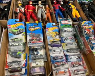 Hot Wheels & Marvel Die Cast Cars