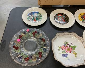 Indiana Glass Flashed Fruit Platter - Paris Royal Peint A La Main Porcelain Bowl - Christmas Around the World Collector Plates