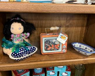 Plush Doll - 3 Stooges Lunch Box - Blue Porcelain Bowls