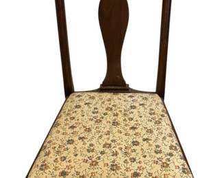 Vintage Queen Anne Style Mahogany Chair