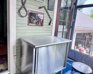Stainless steel cabinet