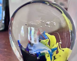 Art glass paperweight