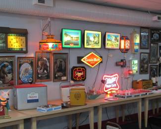 Grain Belt beer sign Vintage Early original Schmidt City Club Beer Ice Cooler with logo Sign