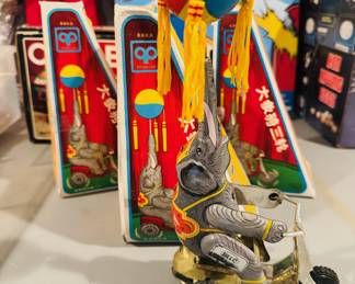 Vintage tin litho circus elephant toys with original boxes