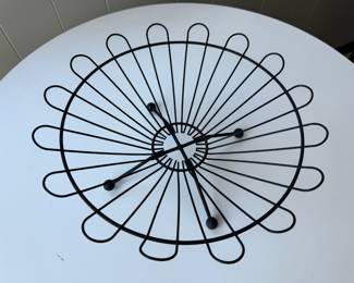 Fun vintage Atomic metal wire fruit bowl