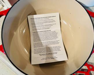 New Never Used Lodge enameled cast iron 6Qt. Dutch Oven and trivet
