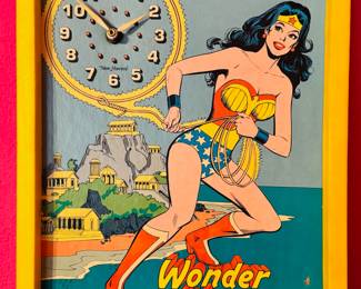 1978 Wonder Woman wall clock in working order