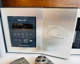 Vintage Nakamichi SoundSpace 8 complete stereo system w/ 5 CD storage and two remotes in excellent working condition