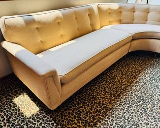 Incredible MCM Harvey Probber style three-piece curved sofa sectional