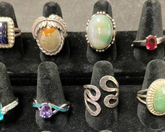 Rings - there are a few lots!