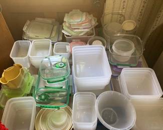 plastic food containers