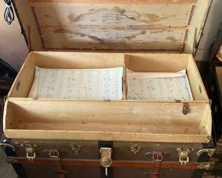 vintage trunck