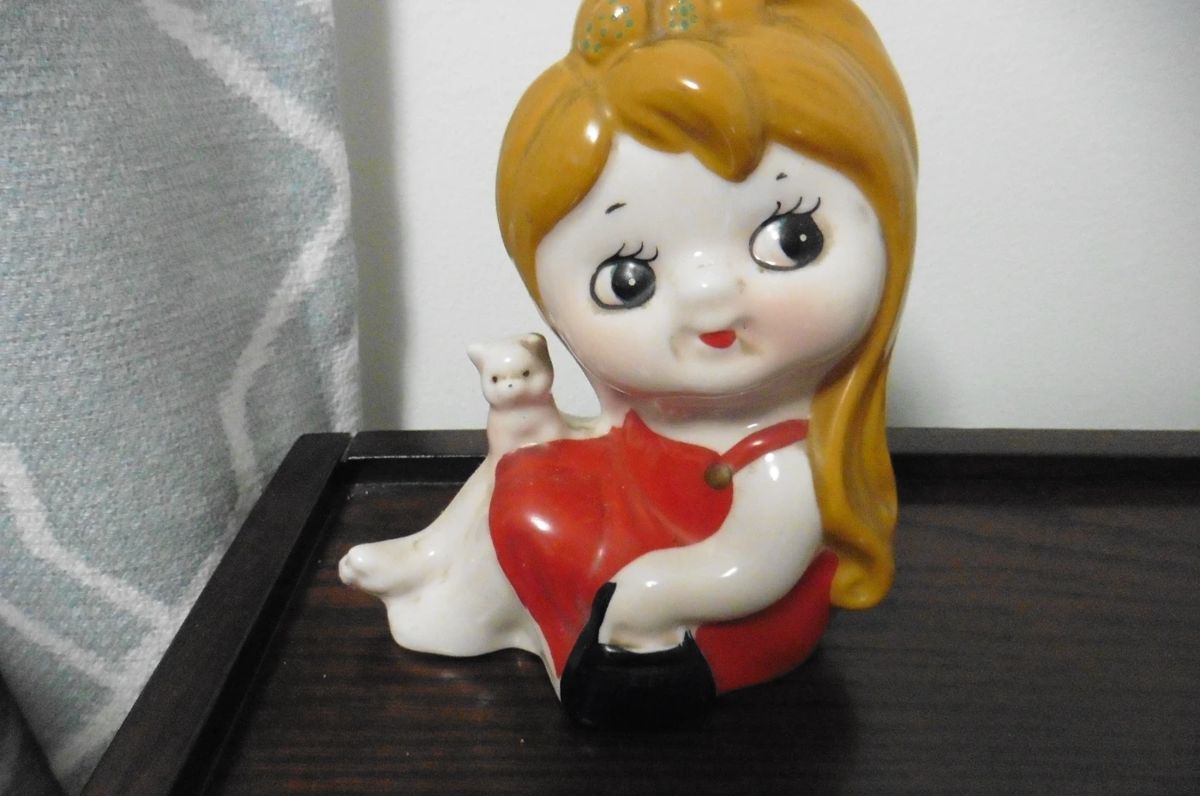 Vintage Bank from China