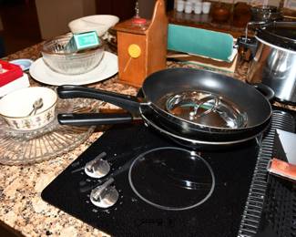 051Kitchen