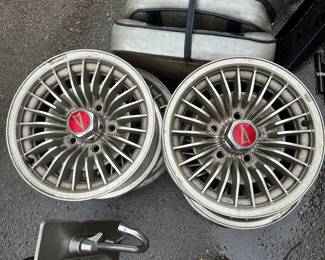 4 vintage Pontiac “Turbine Style” alloy wheels