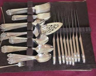Distinction By Prestige Plate 71 Pc