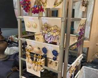 Some of the fashion jewelry