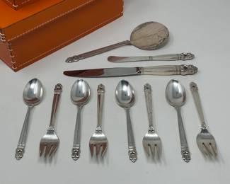 SHOP at HuntEstateSales.com!