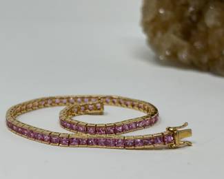 SHOP at HuntEstateSales.com!
