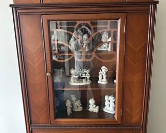 China cabinet