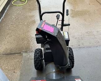 Craftsman snow thrower—runs