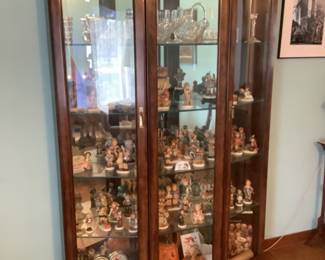 Large display cabinet..lights up. Measures 19” d x 48 w x 79”t. Presale $180.
