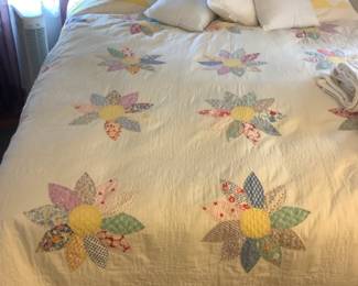 Vintage hand sewn quilt