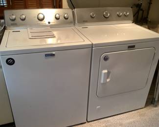 2021 Maytag washer and dryer. Appliance books too. Selling for $800 for the pair. Dryer is a gas dryer.
