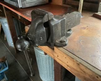 Heavy vise