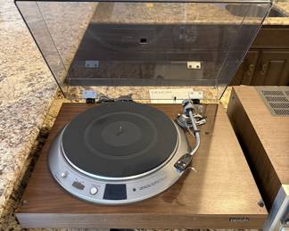 Denon turntable