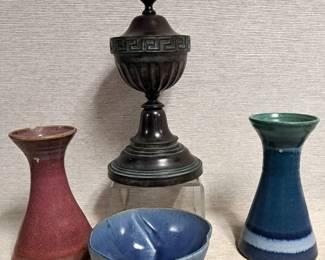 POTTERY & BOMBAY FINIAL