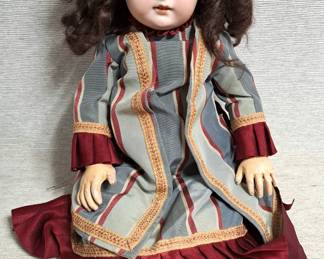 ANTIQUE GERMAN DOLL