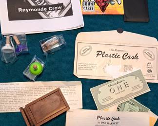 VINTAGE MAGIC TRICKS LOT