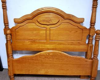 OAK HEADBOARD QUEEN