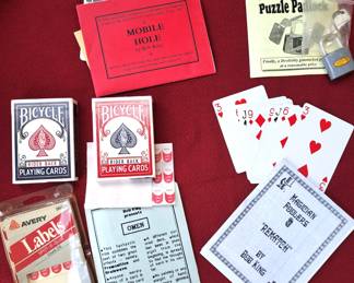 VINTAGE MAGIC TRICKS LOT