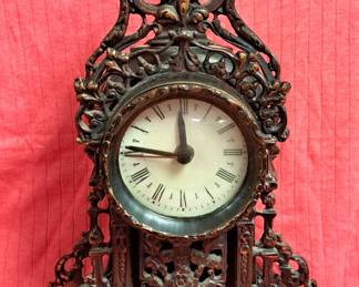 VINTAGE CLOCK