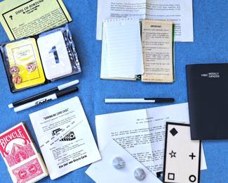VINTAGE MAGIC TRICKS LOT