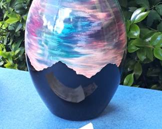 POTTERY VASE RALPH RANKIN
