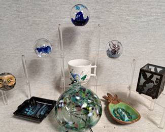 PAPERWEIGHT LOT