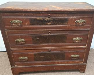 ANTIQUE DRESSER