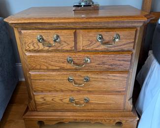#27 Thomasville bedside table with drawers 27x16x27 $80.00