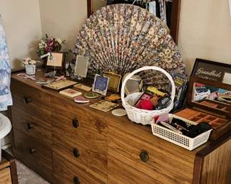 Dresser with mirror $65