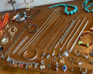 Close-up pictures of all of these pieces are at the end of the images